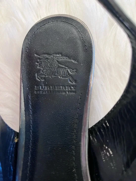 Burberry 38 Pewter Metallic Nova Check Sling-Back Peep-Toe Flats - Picture 9 of 11